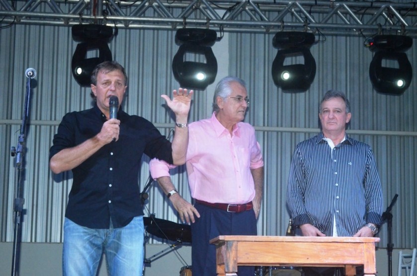 João Antonio Franciosi, Humberto Santa Cruz e Lauro Luza: muito trabalho para a realização da grande obra.