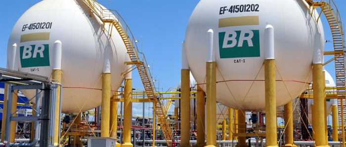 PetrobrasGaspetro_261015