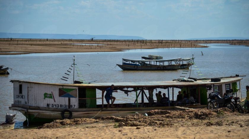 Remanso - Seca expõe ruínas de cidade alagada na Bahia para construção do reservatório de Sobradinho, o maior do Nordeste ( Marcello Casal jr/Agência Brasil)