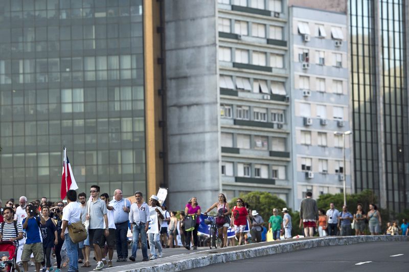 Porto Alegre/RS - Marcha de abertura do Fórum Social Temático percorre as ruas do centro de Porto Alegre (Marcelo Camargo/Agência Brasil)