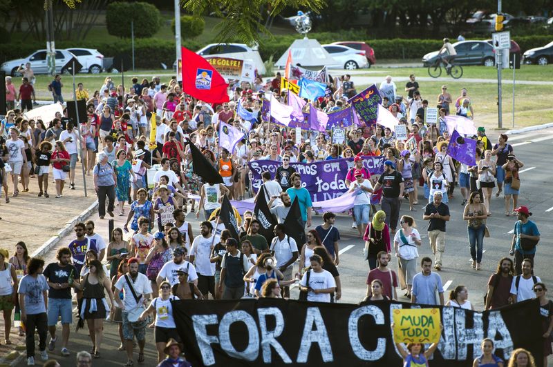 Porto Alegre/RS - Marcha de abertura do Fórum Social Temático percorre as ruas do centro de Porto Alegre (Marcelo Camargo/Agência Brasil)