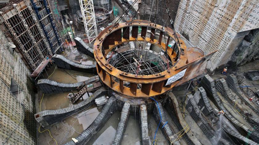 FOTO SERGIO CASTRO/ESTADÃO. Cada turbina da usina principal tem 611 megawatts de potencia nominal