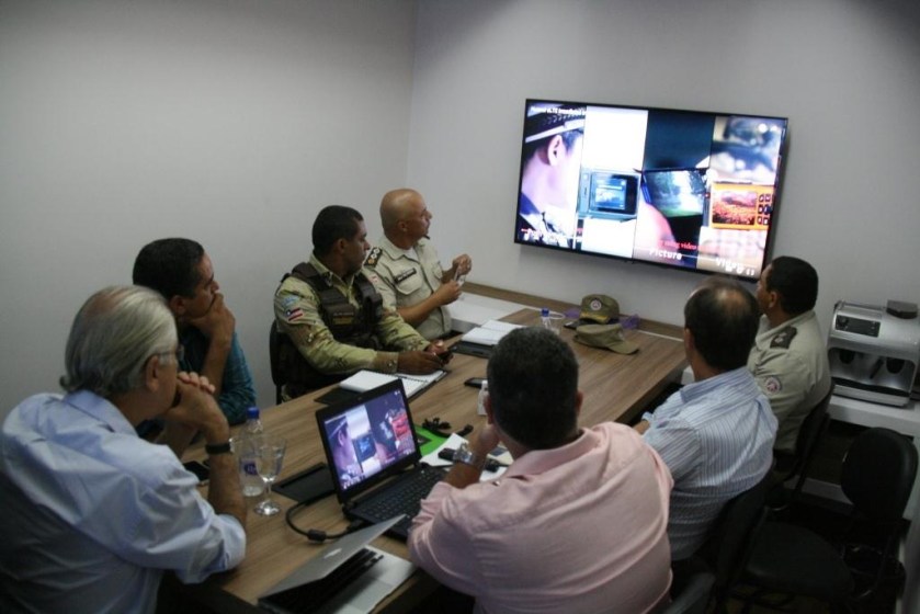 A reunião serviu para apresentação das funcionalidades do CCO e como o centro pode auxiliar as polícias na segurança pública