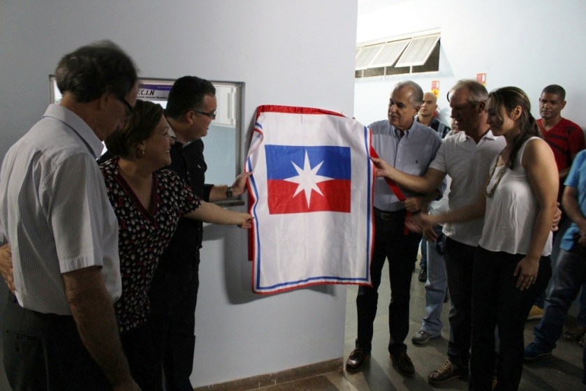 A unidade semi-intensiva inaugurada nesta tarde possui cinco leitos para atendimento à recém nascidos prematuros com peso a partir de 500gr (1)