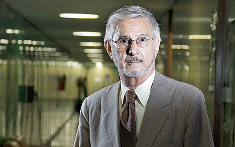 Ibsen, em foto publicada no blog de Chico Pereira, sem menção de autoria