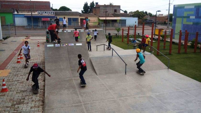 Hoje, a inauguração da Pista de Skate do M3. Imagem da pista do CEUs no Santa Cruz