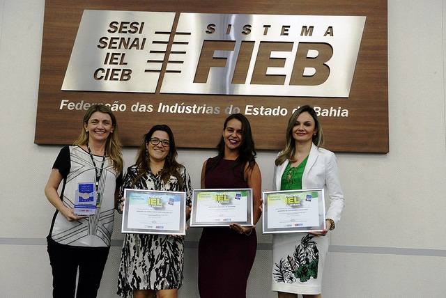 A procuradora do município, Danielle Almeida Luz, representou o município na cerimônia de premiação