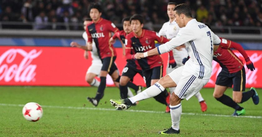 Só o talento de CR7 para segurar os japoneses.