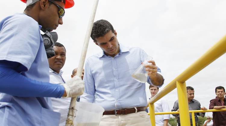 assinatura-termo-petrolina