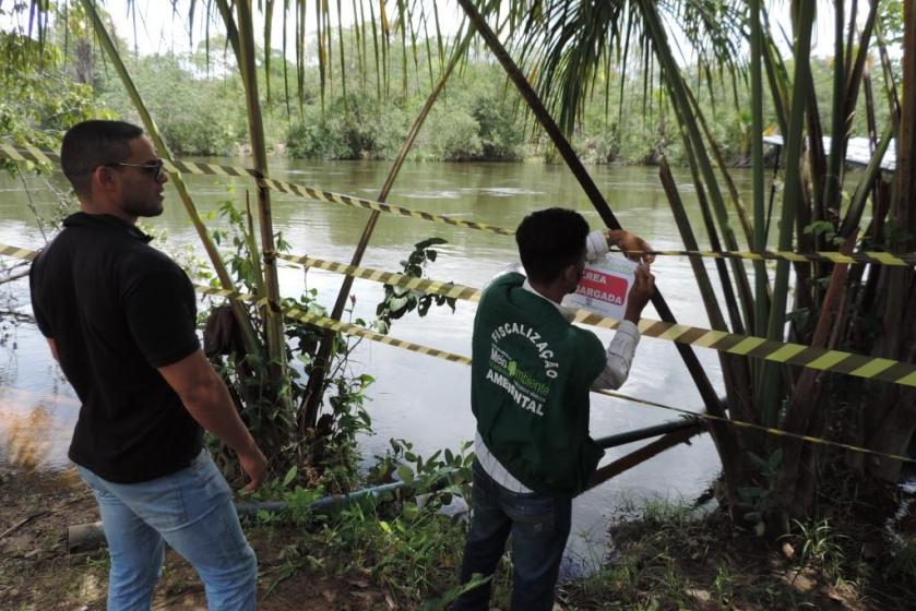 da-esquerda-para-a-direita-secretario-de-meio-ambiente-leanderson-barreto-e-tecnico